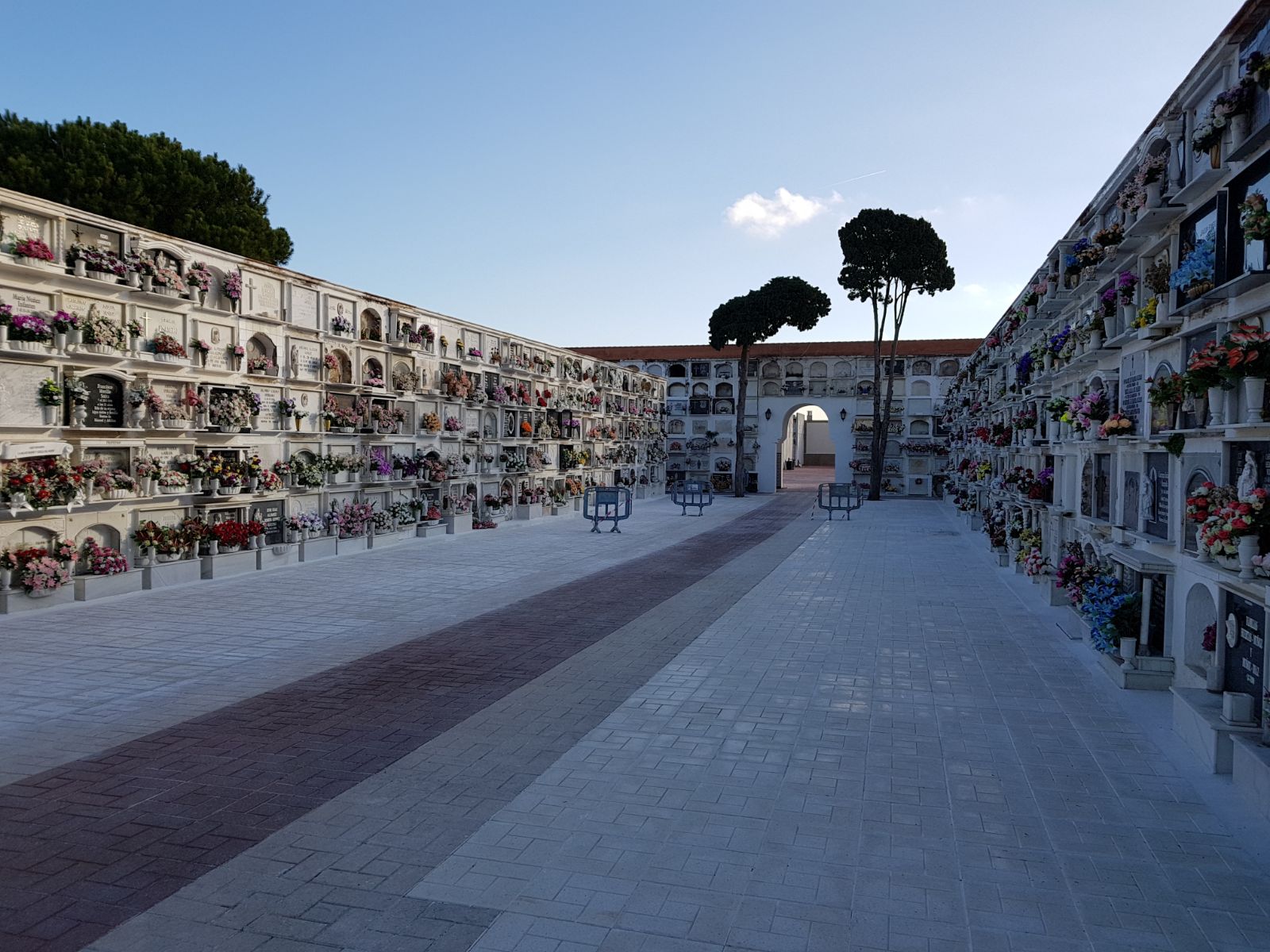 Cementerio San José La Línea